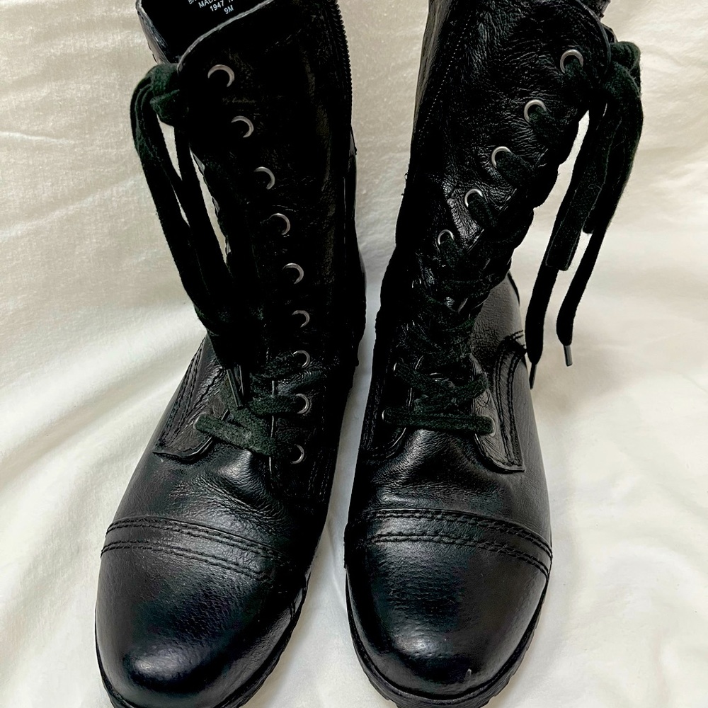 NineWest black leather boots